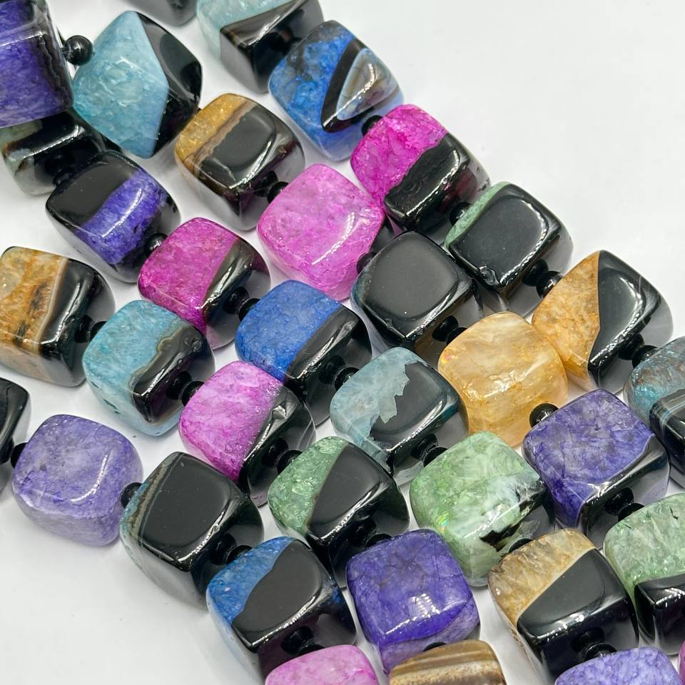 Агат мягкий квадрат размер 14*15 мм натуральный тонированный камень