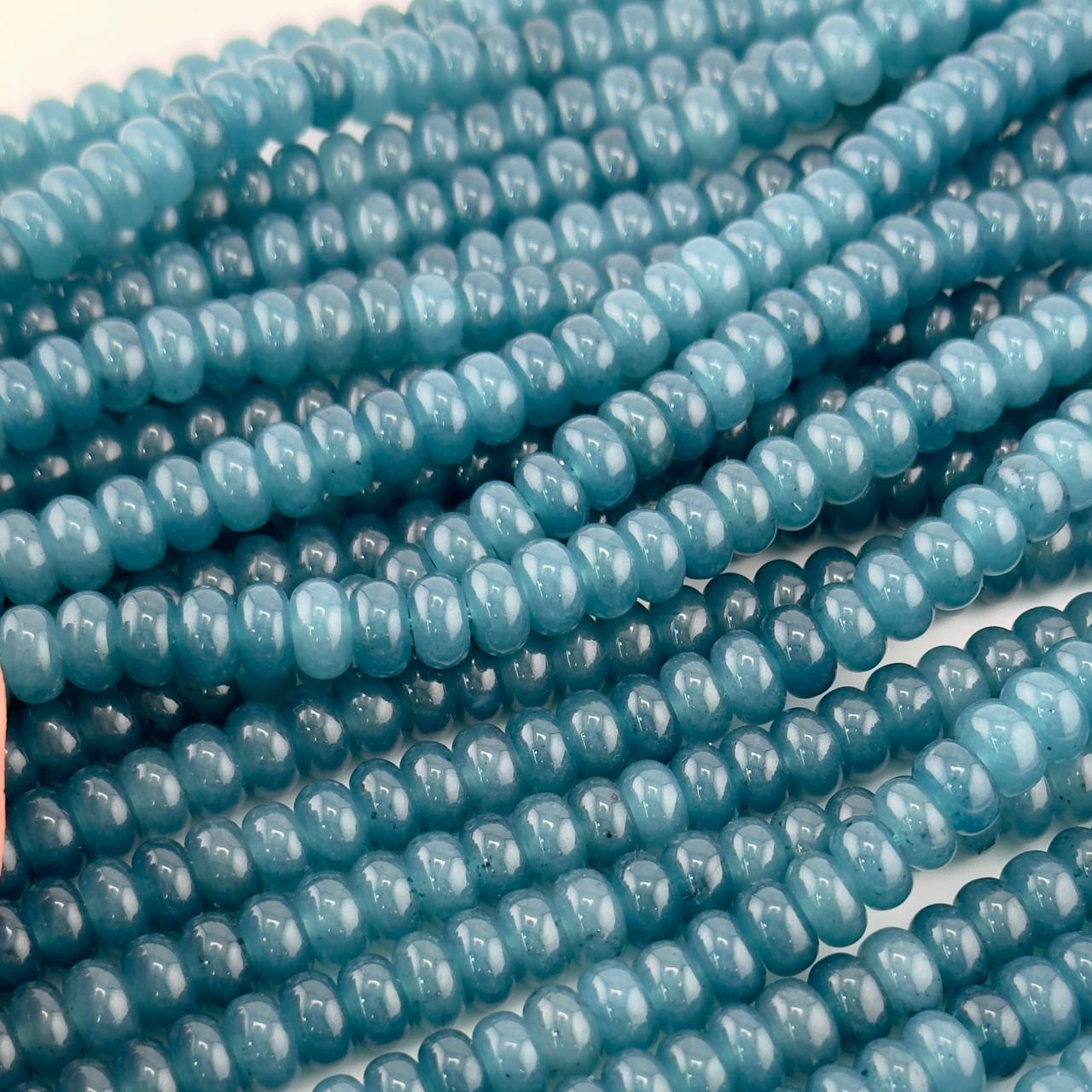 Бусины Халцедон размер 8*4мм натуральный камень